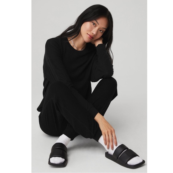 BNWT ALO Yoga Soho Pullover L Black SEALED! - Picture 5 of 8